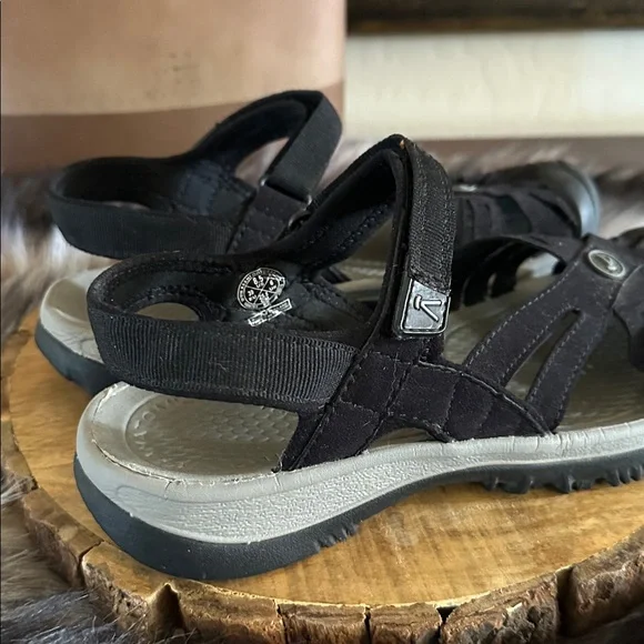 KEEN Women's Rose Sandals in Black/Neutral Gray - Picture 6 of 12